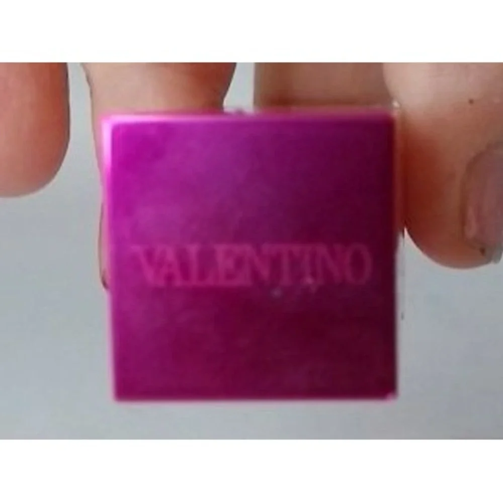 Valentino - Beauty Puffer Gloss, 00R Dazzling Mermaid, BRAND NEW ,NO BOX‎